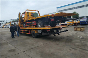 花山区同城汽车补胎